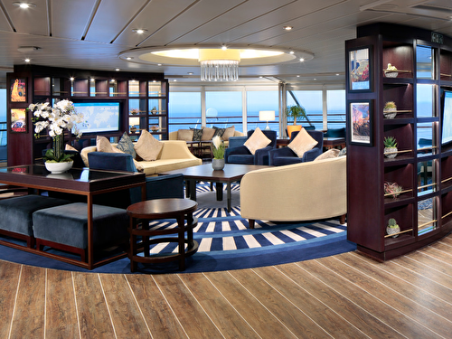 Yacht_Club-2