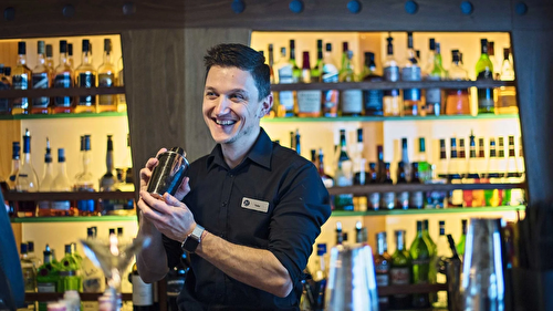 bar