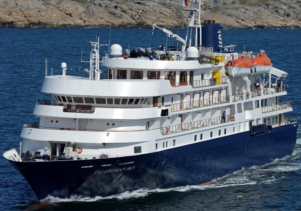 MS Caledonian Sky Lets Cruise